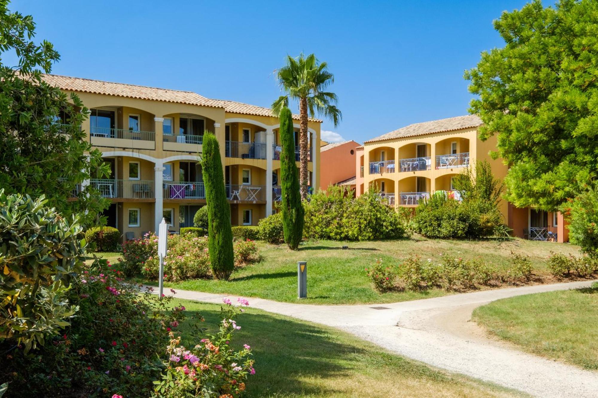 Résidence Pierre&Vacances Les Rives de Cannes Mandelieu Exterior foto